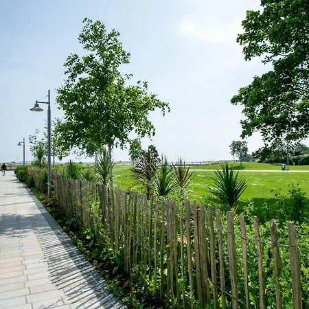 On The Διαμέρισμα