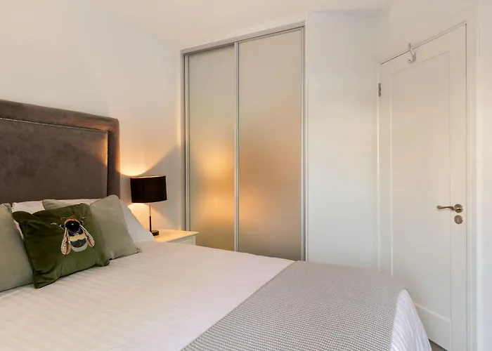 On The Апартаменты Малахайд